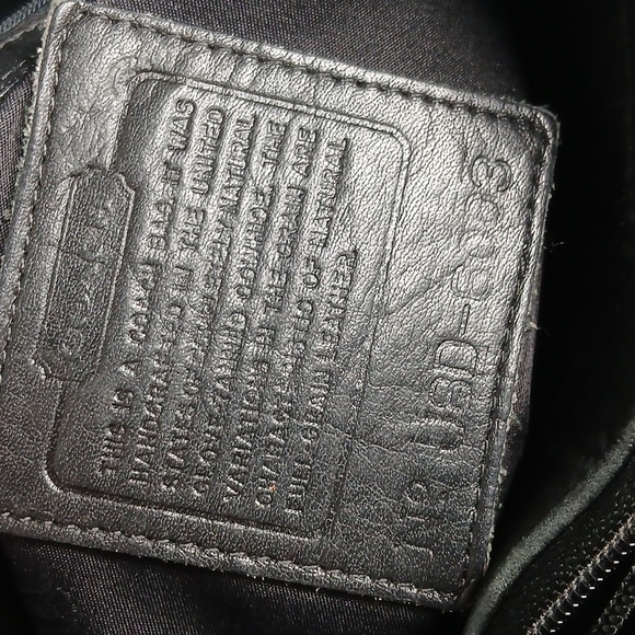 Coach - 6003 - LegacyChelsea Shoulder Bag - Black - Picture 7 of 13